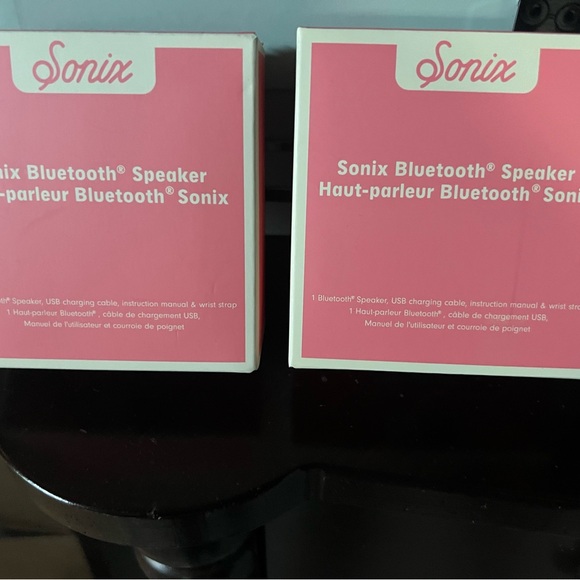 🆕 Sonix Pink Bluetooth Speaker USB Charging Cable + Wrist Strap New In Box - Picture 2 of 5
